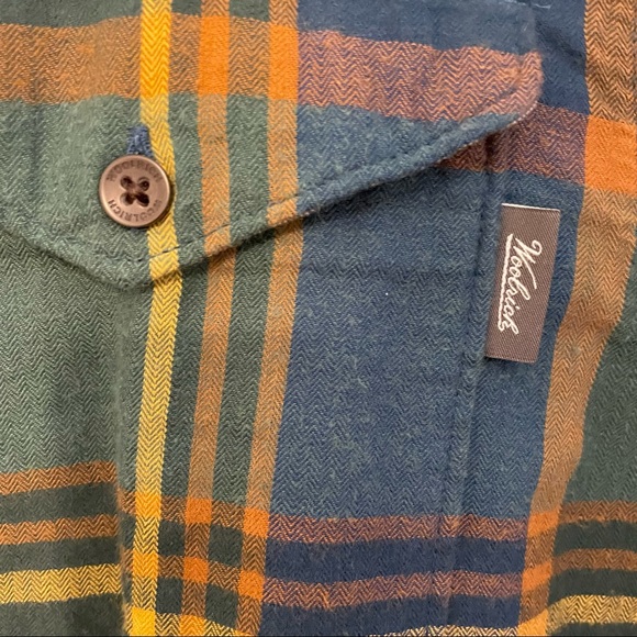 Woolrich Button Down - Picture 4 of 9